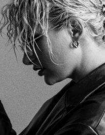 „Märchen": Alice Stark startet mit verletzlicher Single unter neuem Namen
