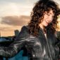 Chrissy Lou veröffentlicht Debütsingle "Stupid Optimist"