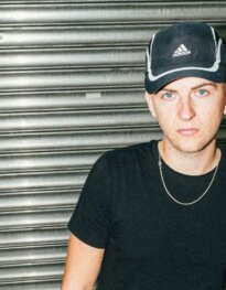 Leo Kaminski veröffentlicht EP Flugangst – Melancholie vor dem Abheben