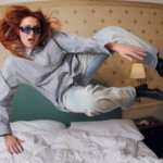 LEILA veröffentlicht Debütalbum „20 SOMETHING IS A F*CKING STRANGE PLACE"