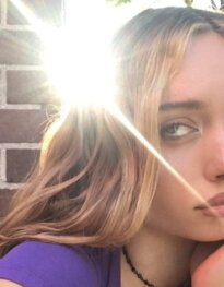 Kayla Shyx veröffentlicht "oktober": Herbstliebe mit Ablaufdatum