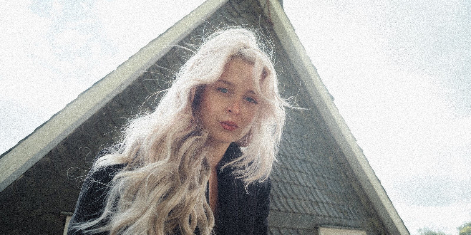 LILITH im Interview: „Zünden wir die Scheiße an“