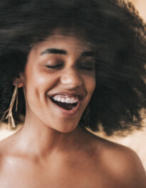 Robine veröffentlicht Debütalbum "Motivation": Elf Songs über Selbstzweifel und Aufbruch